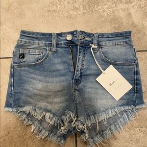 KanCan Jean shorts size 26 new with tags